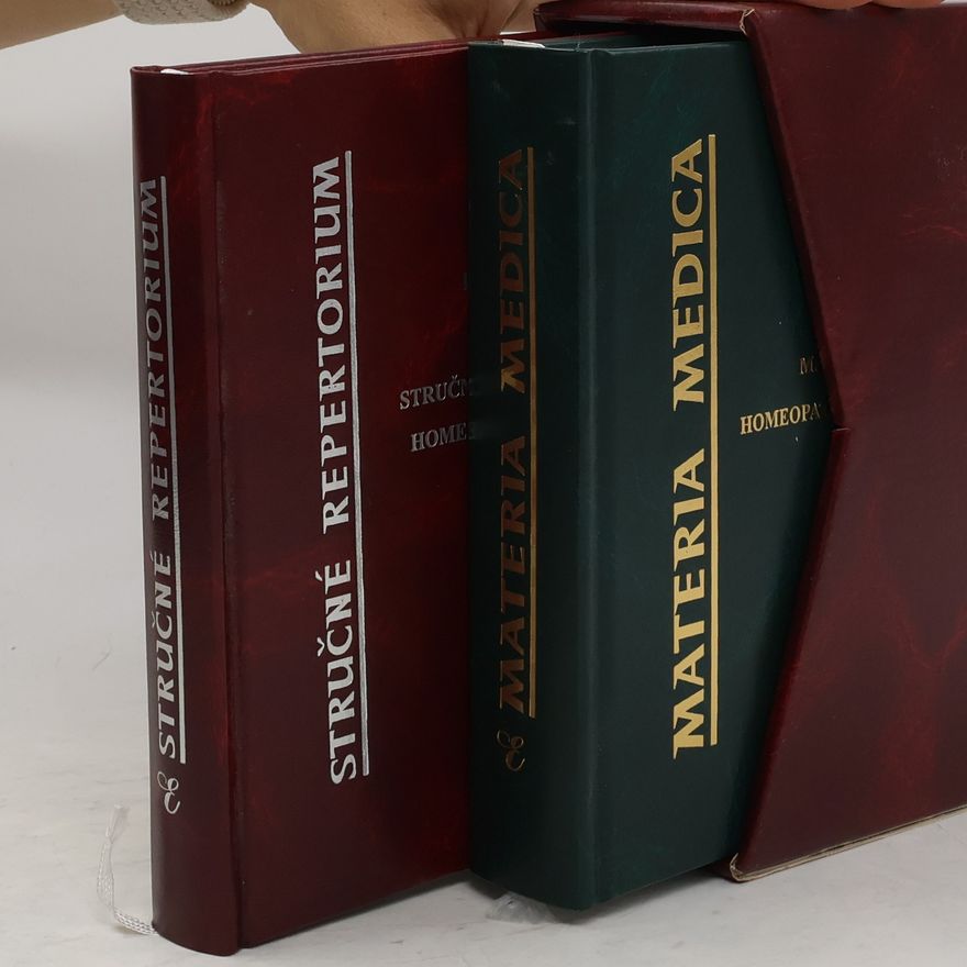 S. R. Phatak Materia medica a Stručné repertorium