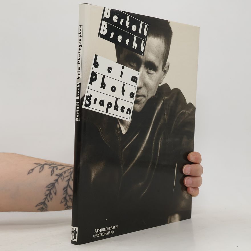 Konrad Reßler Bertolt Brecht beim Photographen
