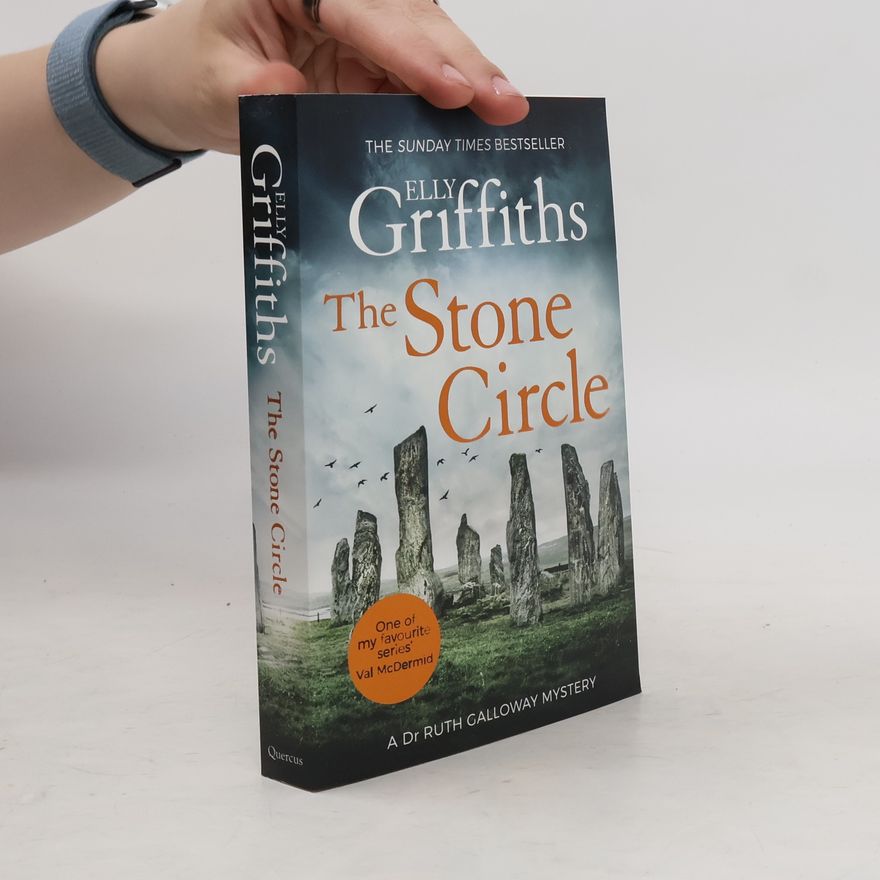 Elly Griffiths The Stone Circle