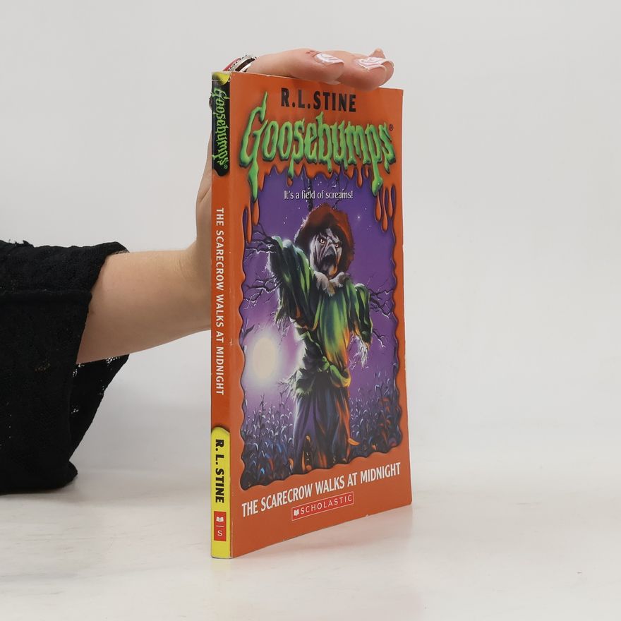 R. L. Stine The Scarecrow Walks at Midnight