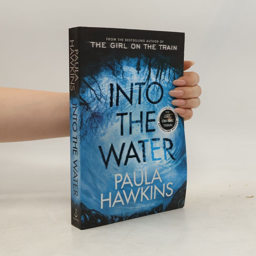 Paula Hawkins Into the Water