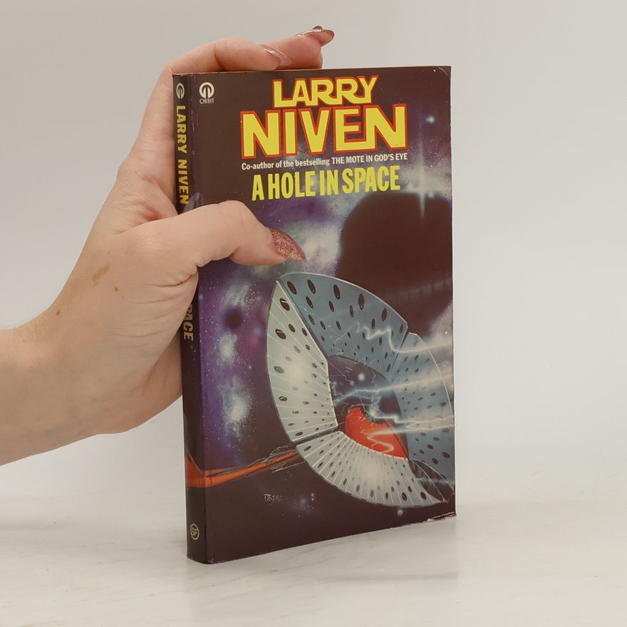 Larry Niven A Hole in Space