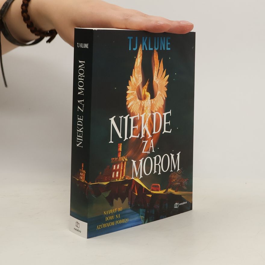 TJ Klune Niekde za morom