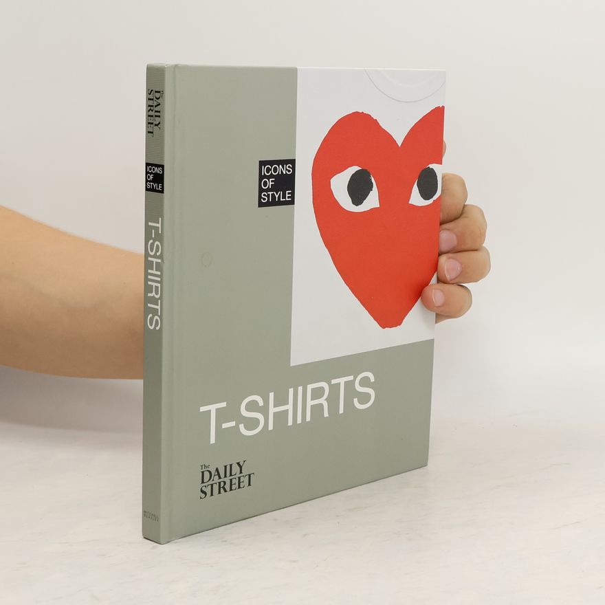 The Daily Street Icons of Style: Cult T-Shirts