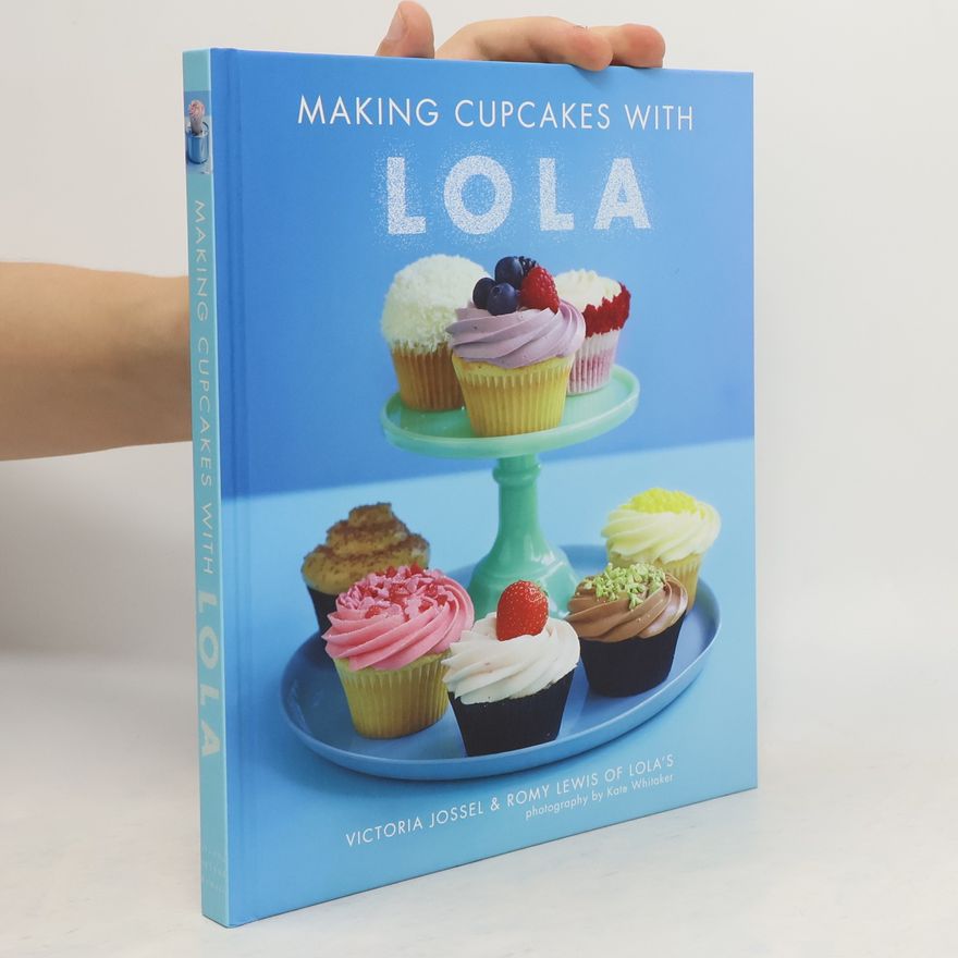 Romy Lewis Making cupcakes with LOLA
