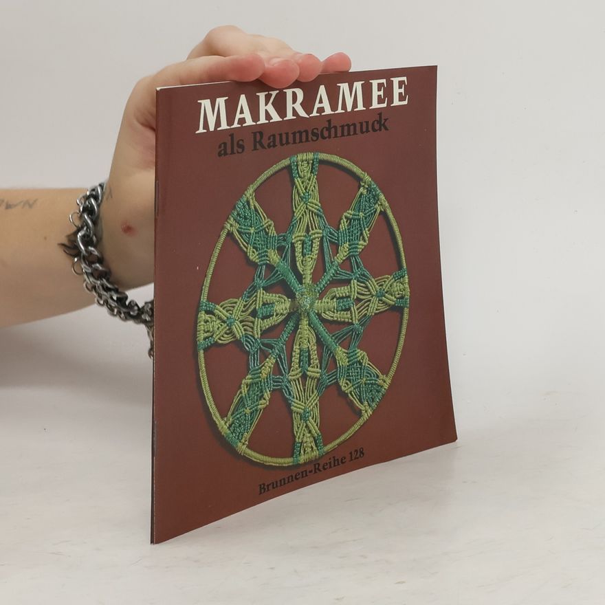 Elisabeth Hellmann Makramee als Raumschmuck