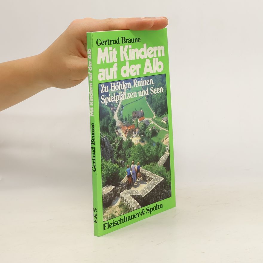 Gertrud Braune Mit Kindern auf der Alb