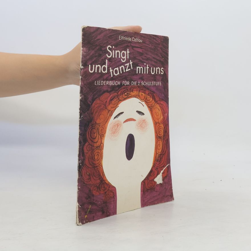 Elfriede Caffou Singt und tanzt mit uns