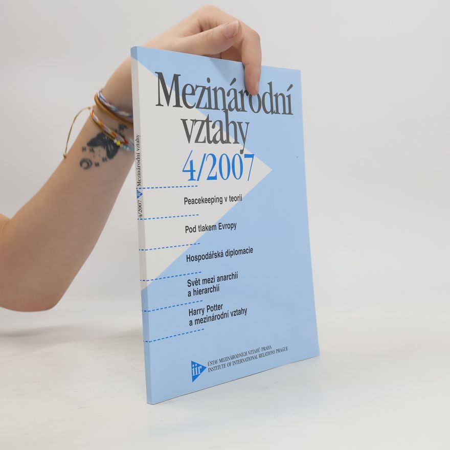 Kolektiv autorů Mezinárodní vztahy 4/2007