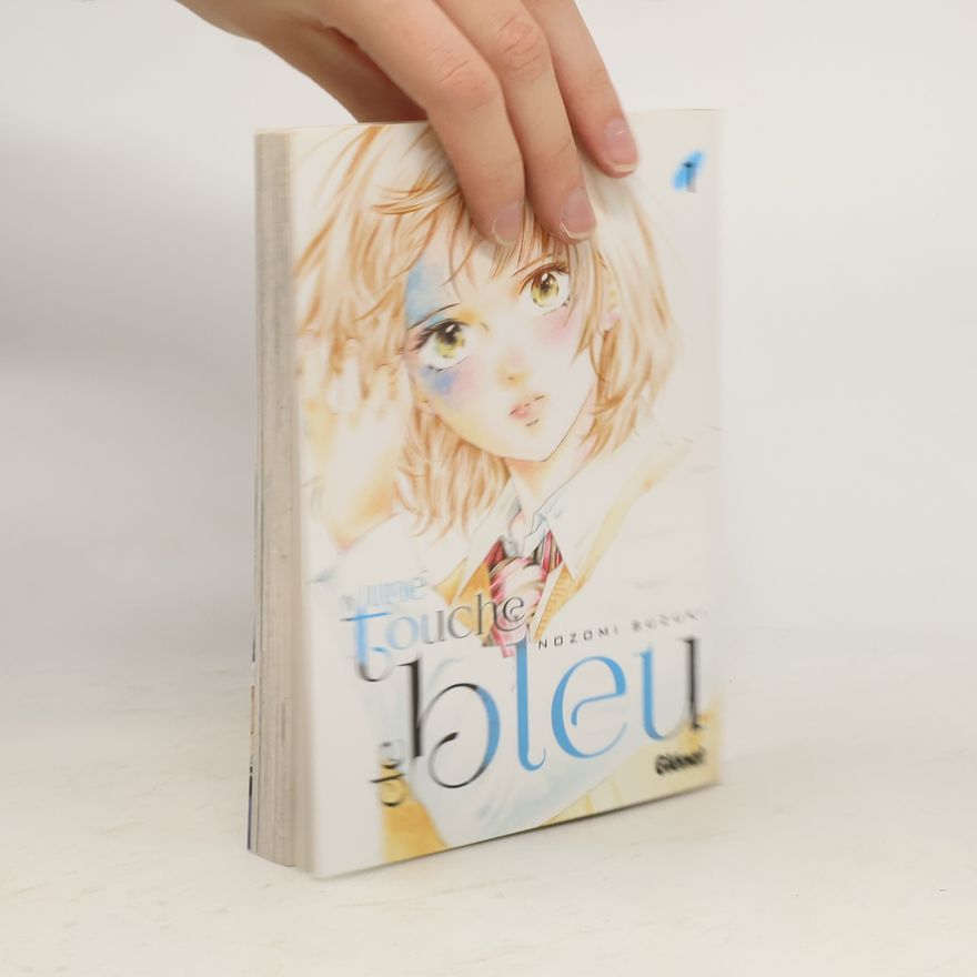 Nozomi Suzuki Une touche de bleu