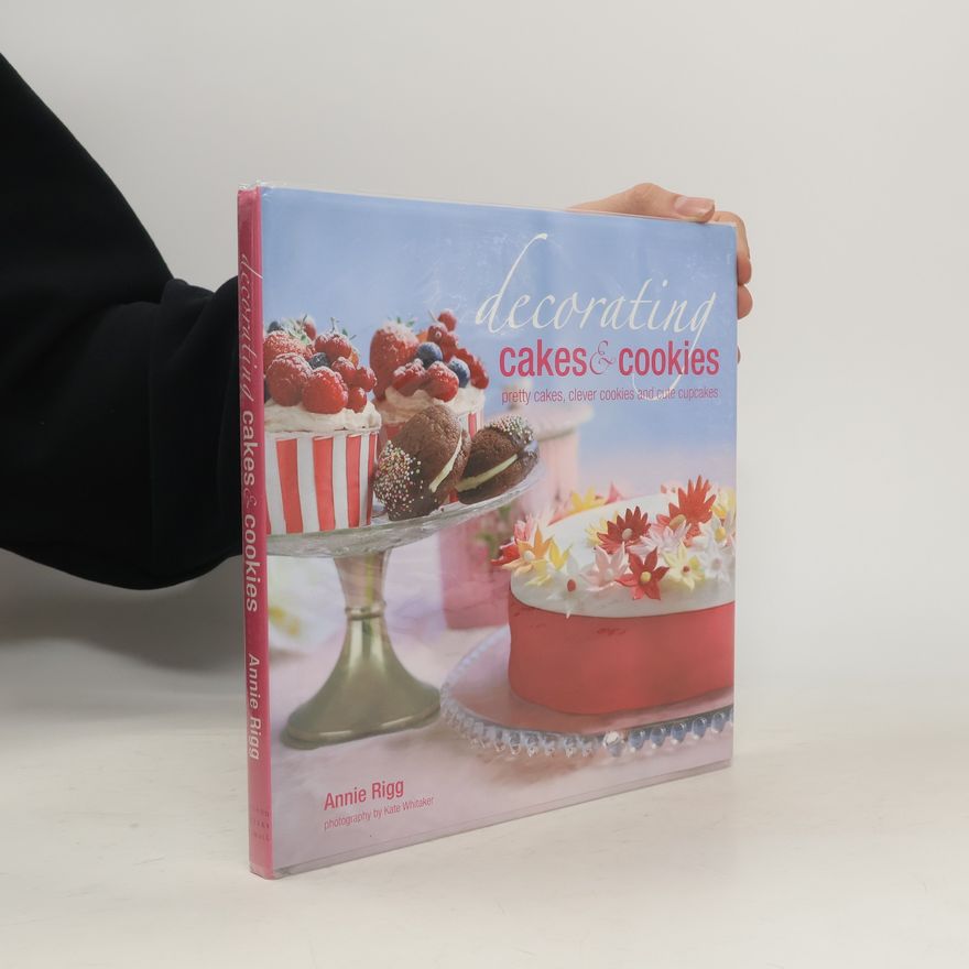 Kate Whitaker Decorating Cakes & Cookies