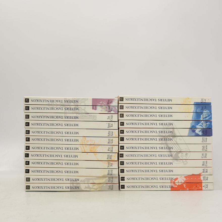 Various authors Meyers grosses Taschenlexikon in 24 Bänden.