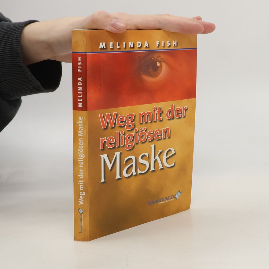 Melinda Fish Weg mit der religiösen Maske