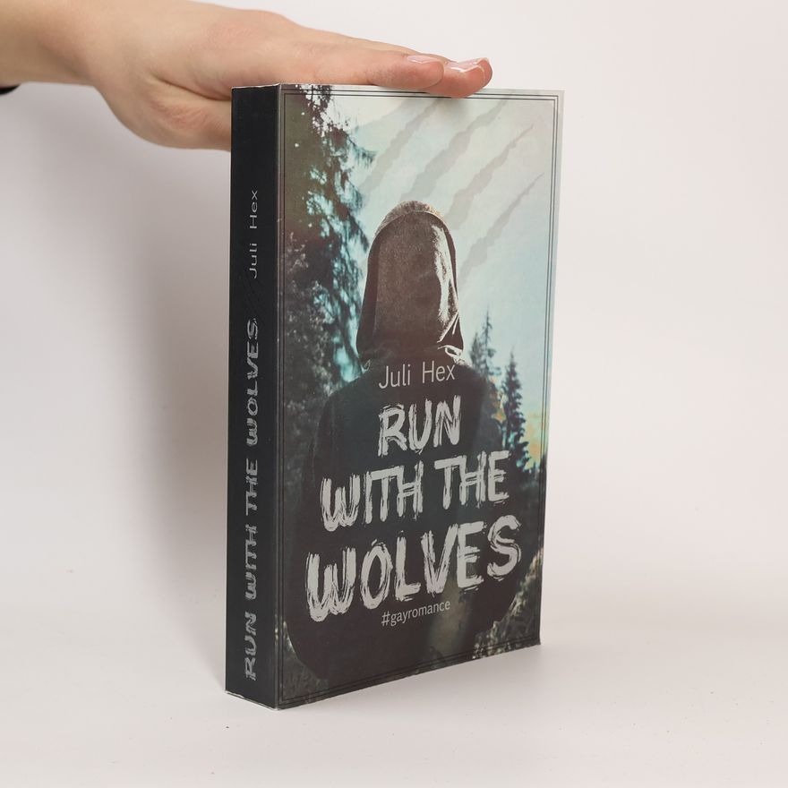 Juli Hex Run with the Wolves