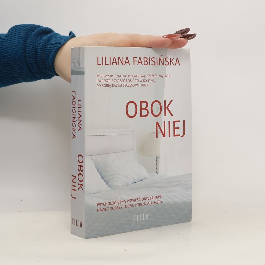 Liliana Fabisińska Obok niej
