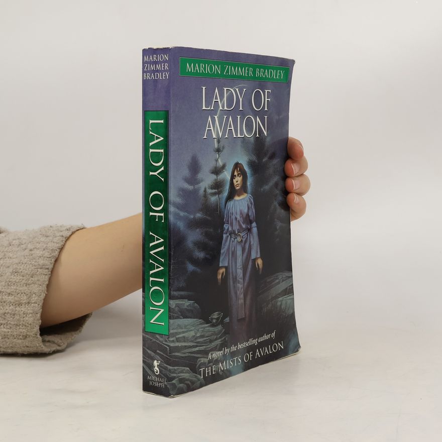 Marion Zimmer Bradley Lady of Avalon