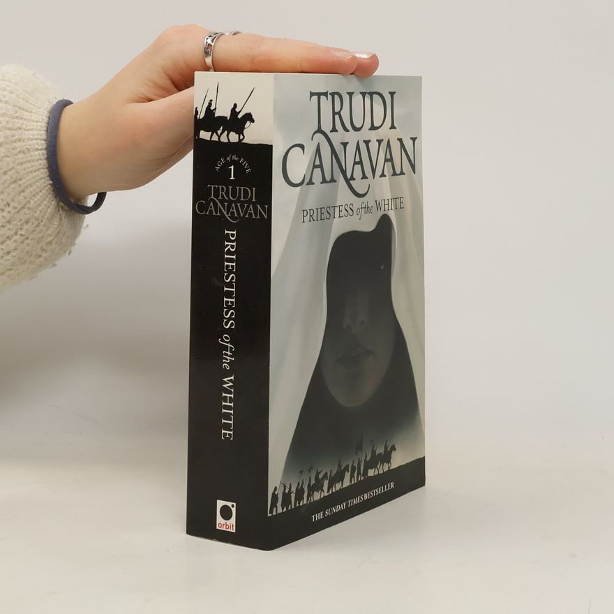 Trudi Canavan Priestess of the White. Priester, englische Ausgabe