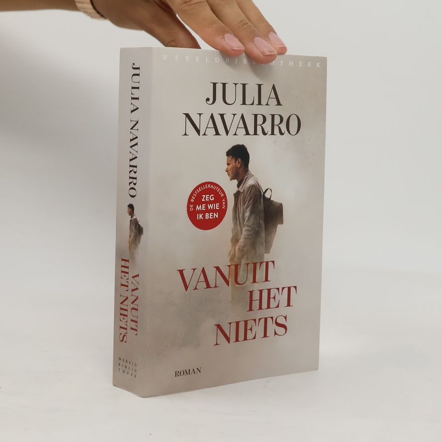 Julia Navarro Vanuit het niets