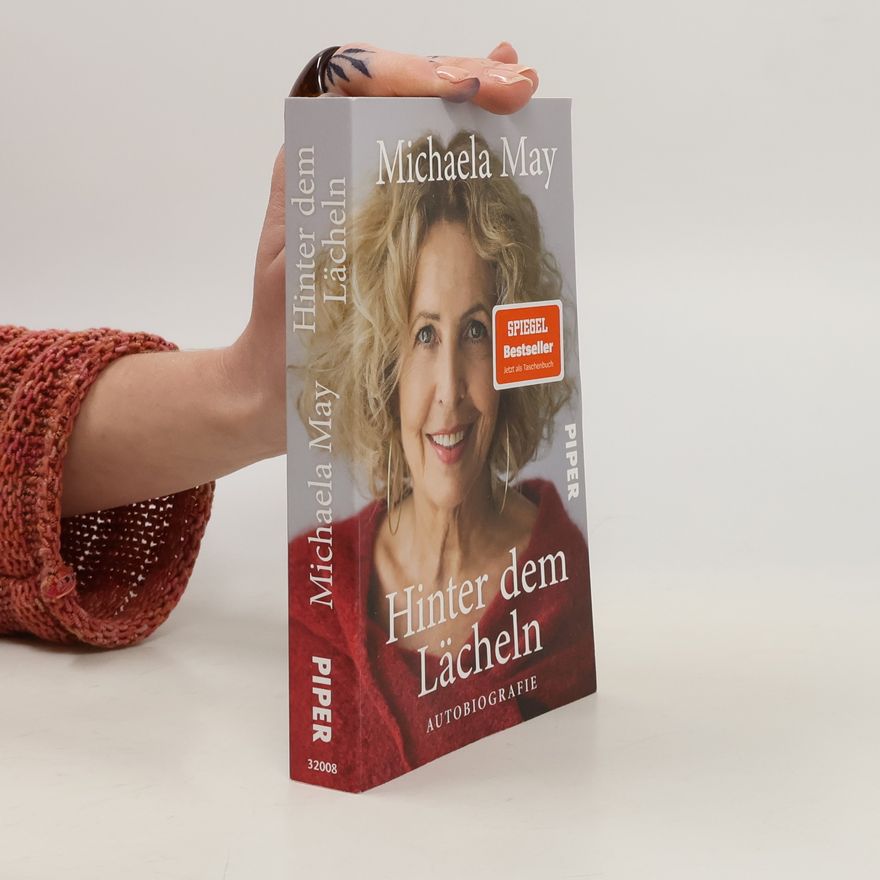Michaela May Hinter dem Lächeln