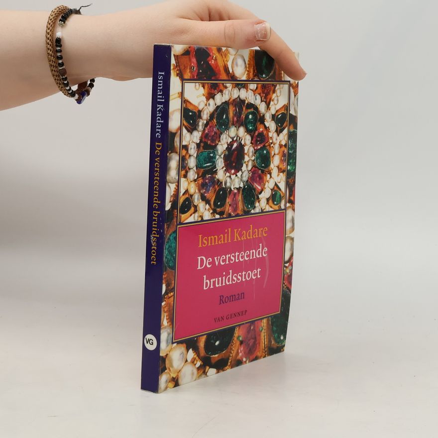 Ismail Kadare De versteende bruidsstoet