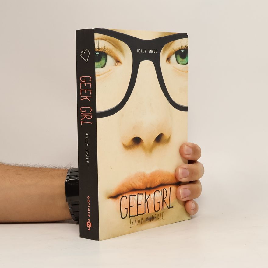 Holly Smale Geek Girl