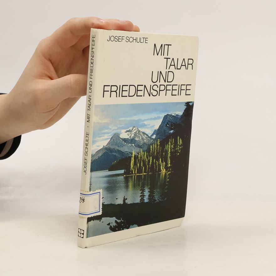 Josef Schulte Mit Talar und Friedenspfeife