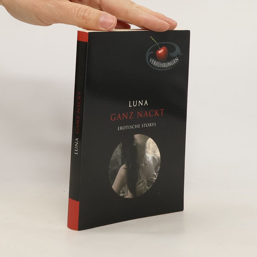 Luna Ganz nackt