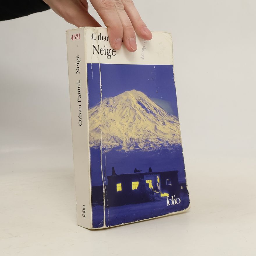Orhan Pamuk Neige