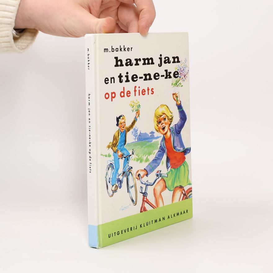 Martinus Bakker Harm Jan en Tie-ne-ke op de fiets