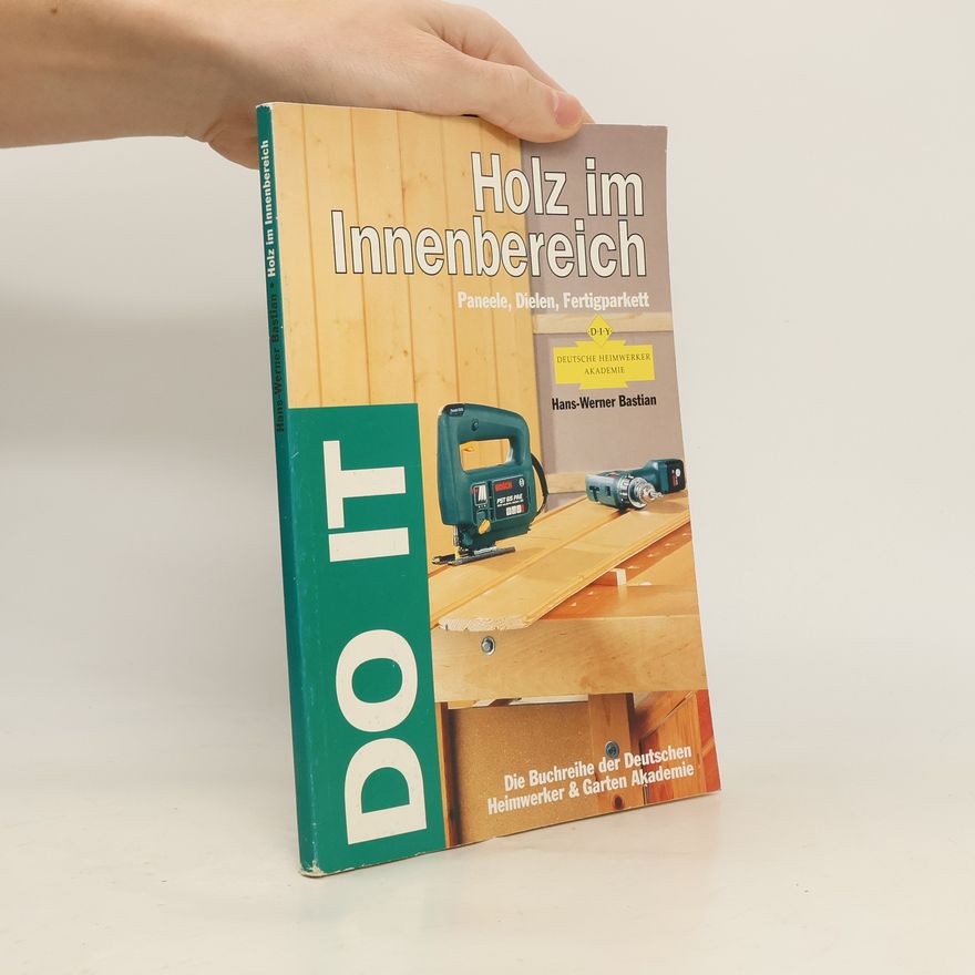 Hans-Werner Bastian Holz im Innenbereich