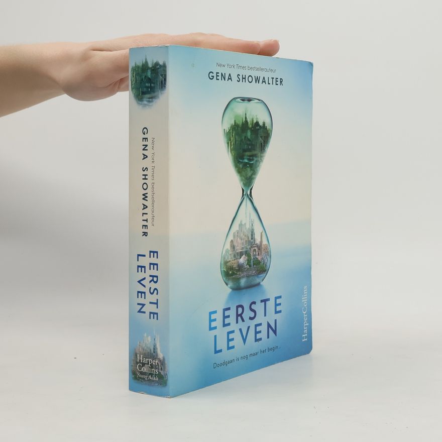 Gena Showalter Eerste leven