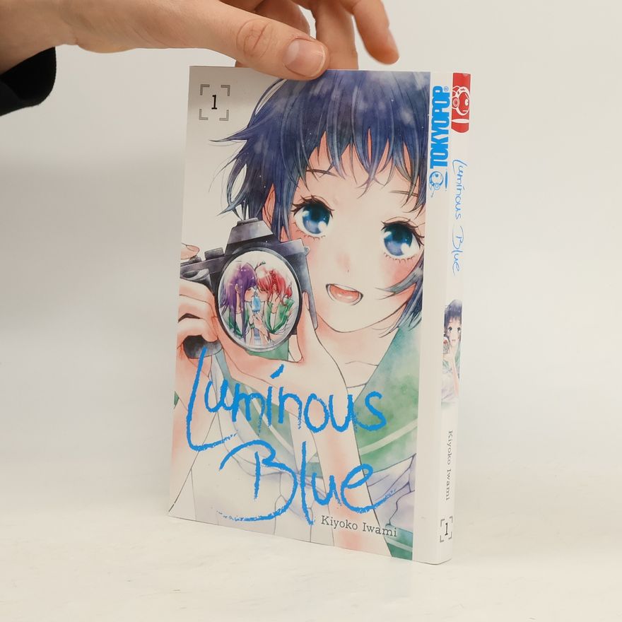 Kiyoko Iwami Luminous Blue 01