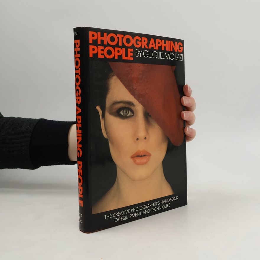 Guglielmo Izzi Photographing People