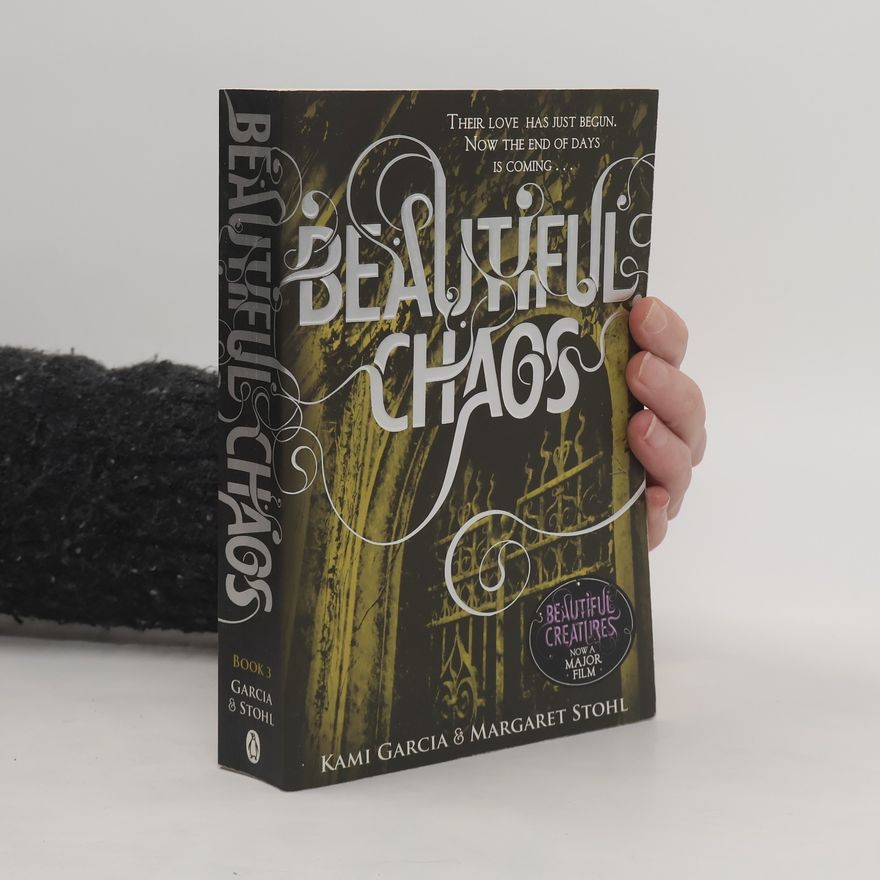Kami Garcia Beautiful chaos