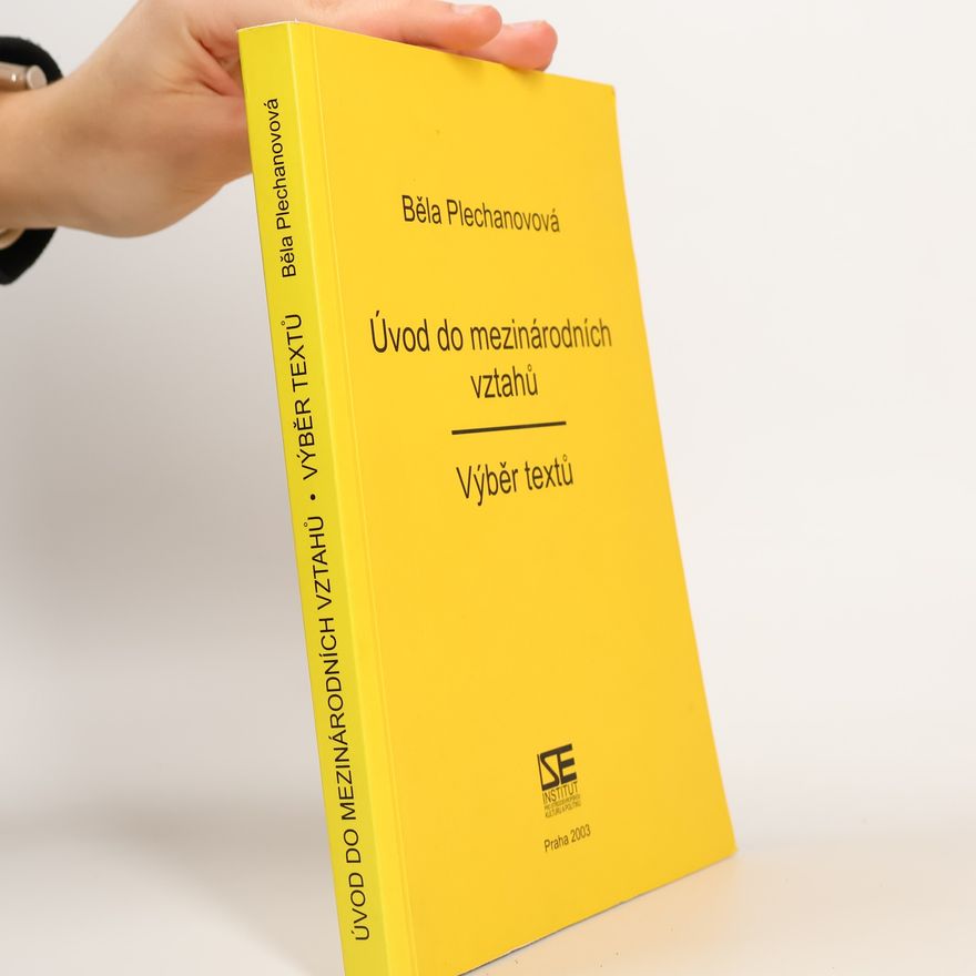 Běla Plechanovová Úvod do mezinárodních vztahů