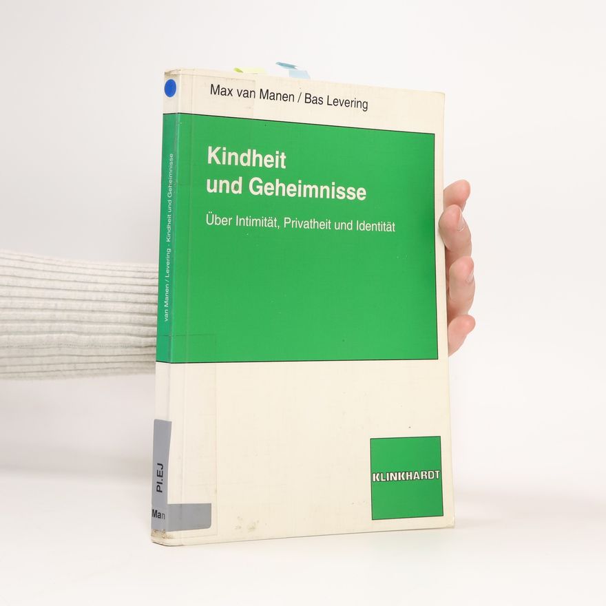 Bas Levering Kindheit und Geheimnisse
