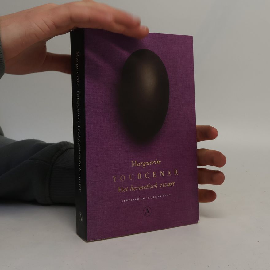 Marguerite Yourcenar Het hermetisch zwart
