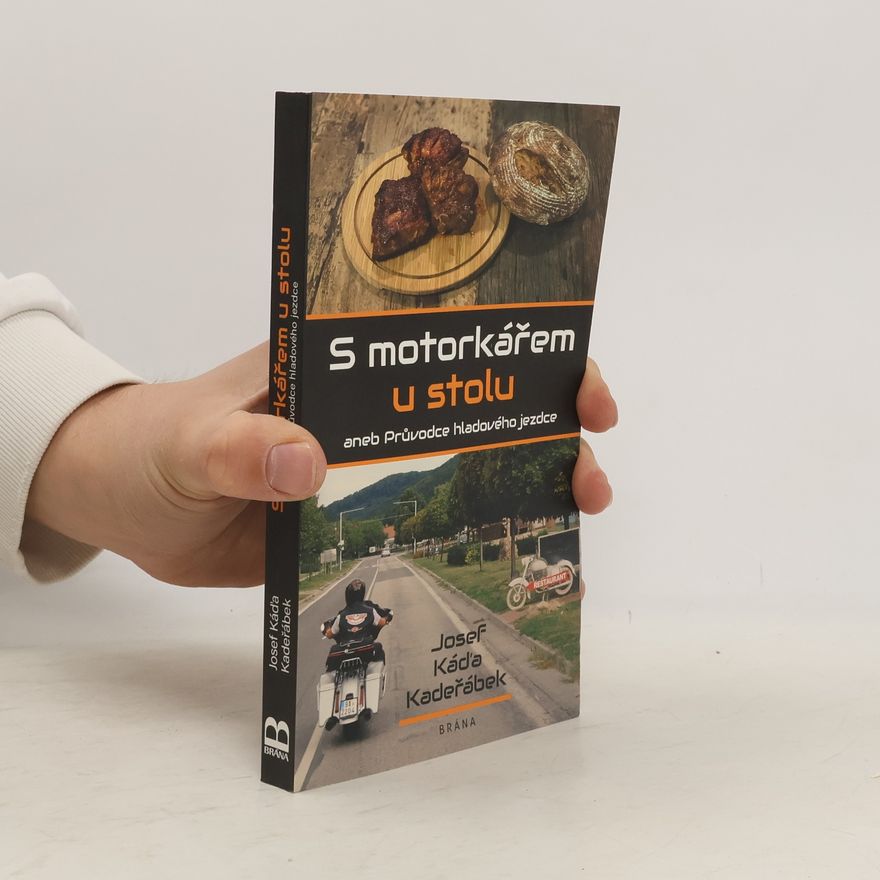 Josef Káďa Kadeřábek S motorkářem u stolu