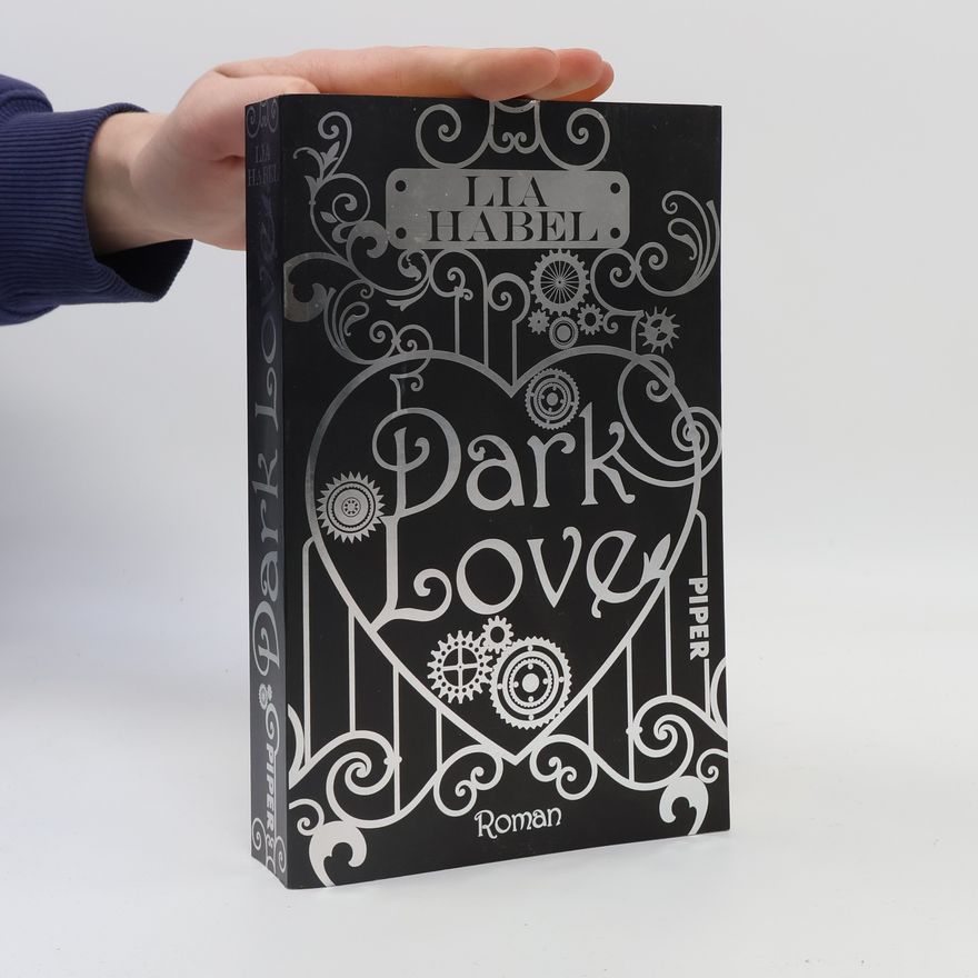 Lia Habel Dark Love
