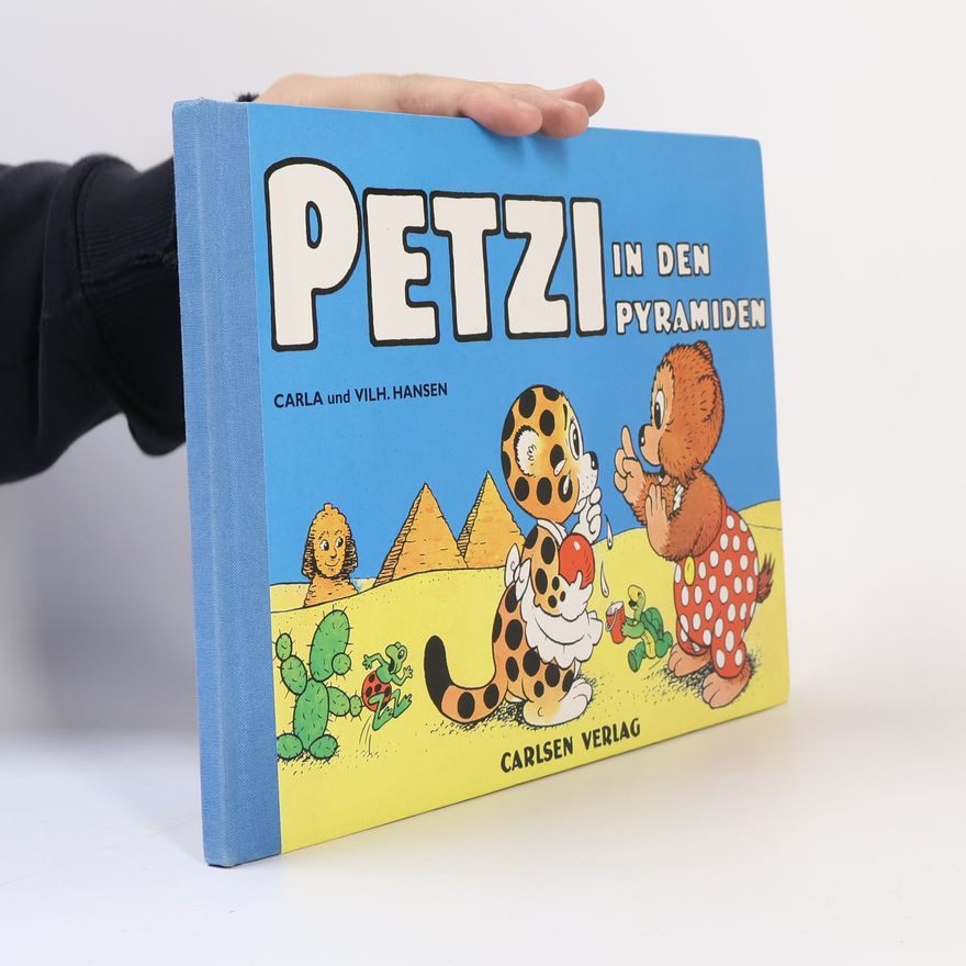 Carla Hansen Petzi in den Pyramiden
