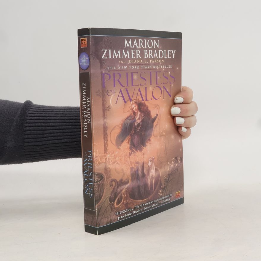 Marion Zimmer Bradley Priestess of Avalon