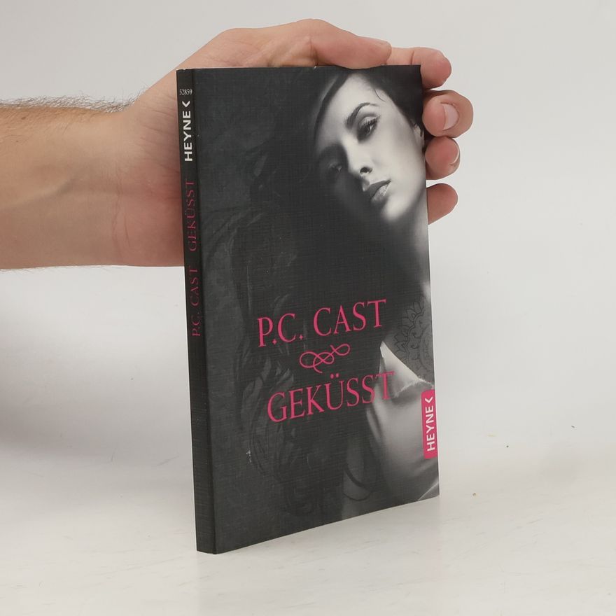 Phyllis Christine Cast Geküsst