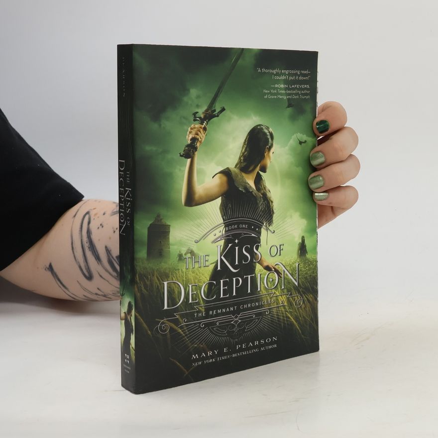 Mary E. Pearson The Kiss of Deception 1