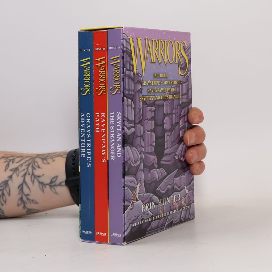 Erin Hunter Warriors Manga 3-Book Full-Color Box Set