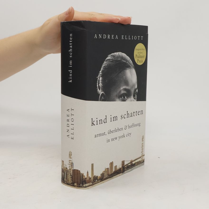 Andrea Elliott Kind im Schatten