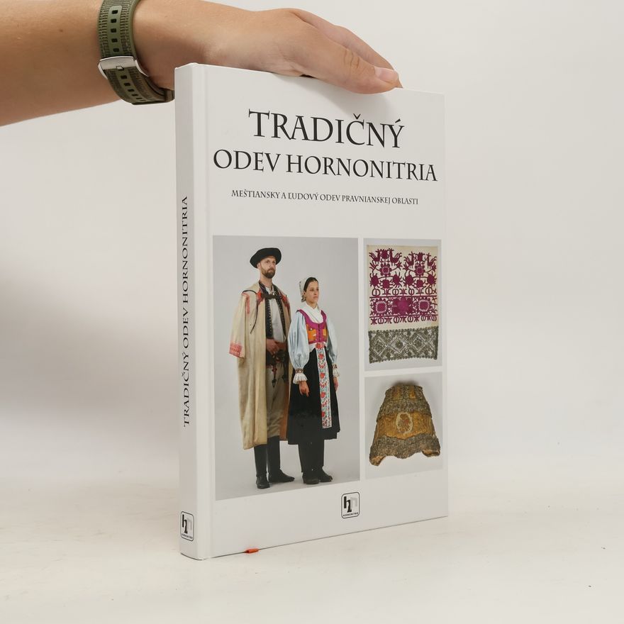 AA.VV. Tradičný odev Hornonitria