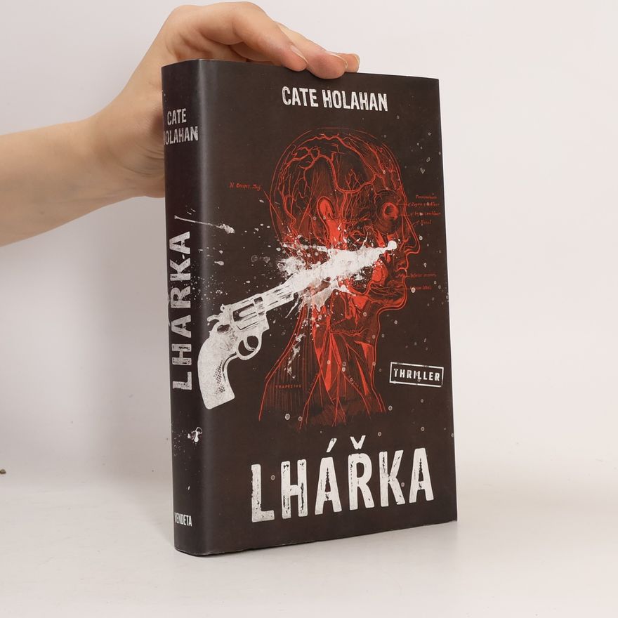 Cate Holahan Lhářka