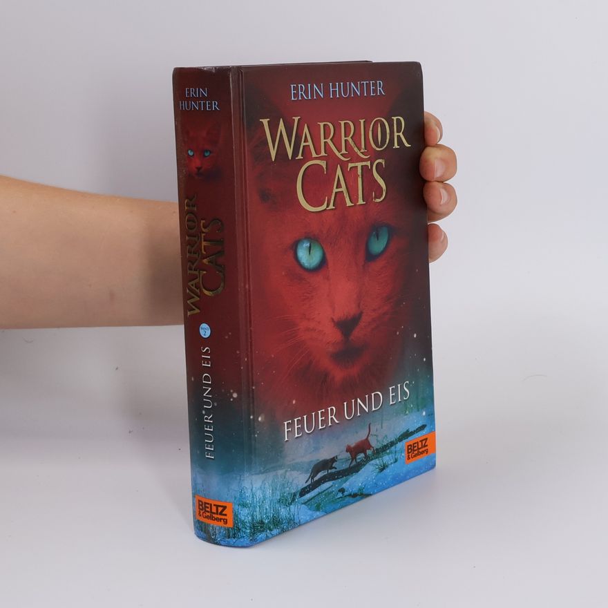 Erin Hunter Warrior Cats 2