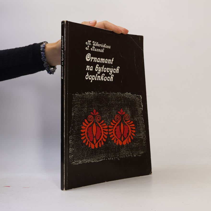 Jozef Rusnák Ornament na bytových doplnkoch