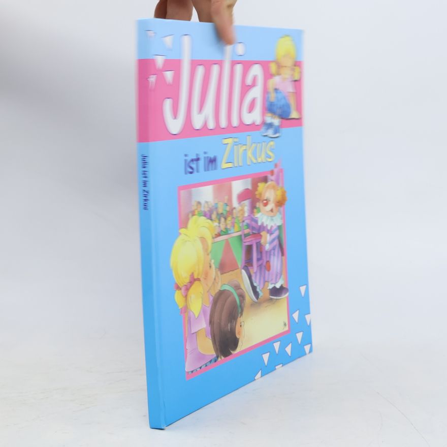Autorenkollektiv Julia ist im Zirkus
